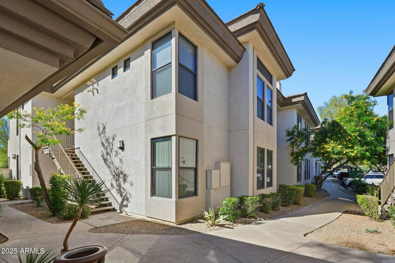 6900 Princess Dr #2220, Phoenix, AZ 85054