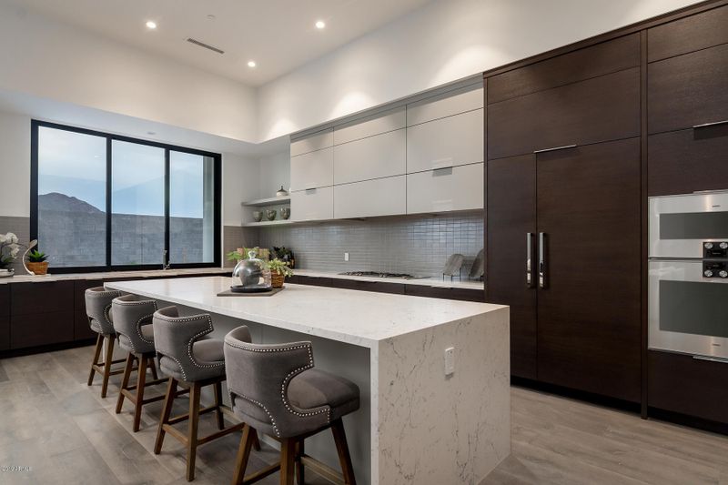 6901 E Joshua Tree Ln, Paradise Valley, AZ 85253