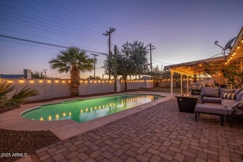 6901 Oak St, Scottsdale, AZ 85257