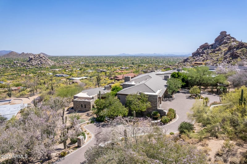 6901 Restin Rd, Carefree, AZ 85377