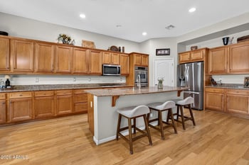 6901 W Peak View Rd, Peoria, AZ 85383