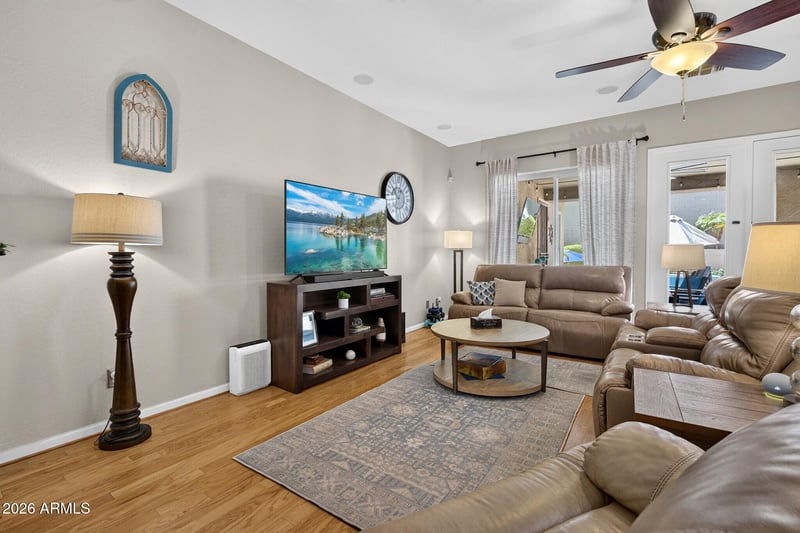 6901 W Peak View Rd, Peoria, AZ 85383