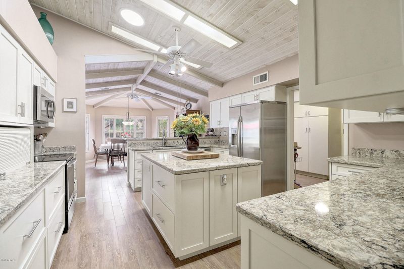 6903 W Aster Dr, Peoria, AZ 85381