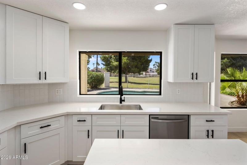 6903 W Kimberly Way, Glendale, AZ 85308