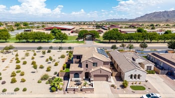 6905 S Sapphire Way, Chandler, AZ 85249