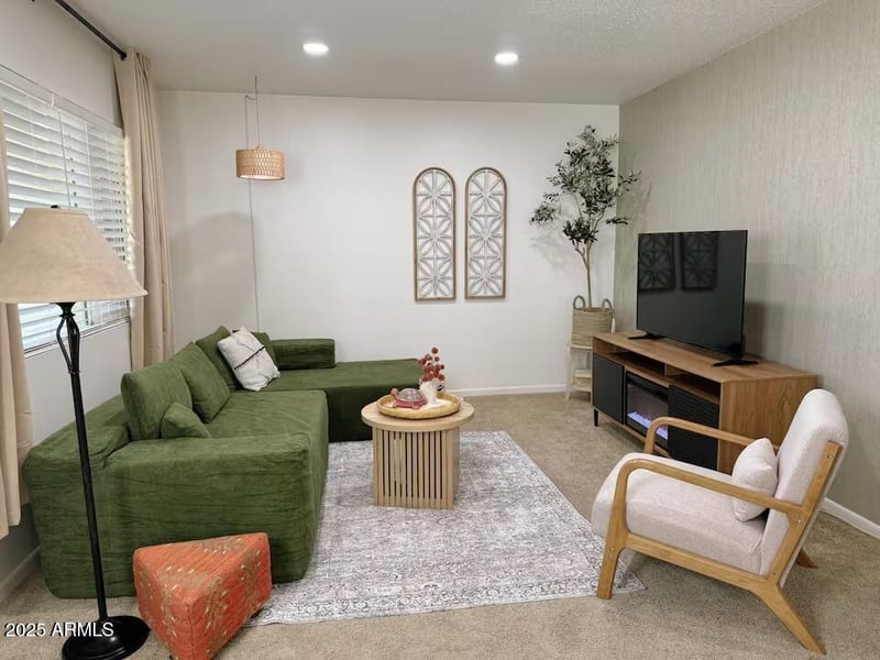 6906 4th St #10, Scottsdale, AZ 85251