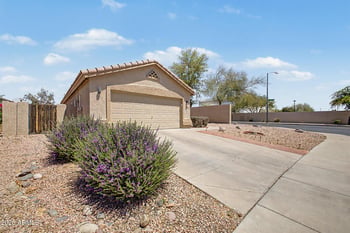 6906 Phelps Rd, Peoria, AZ 85382