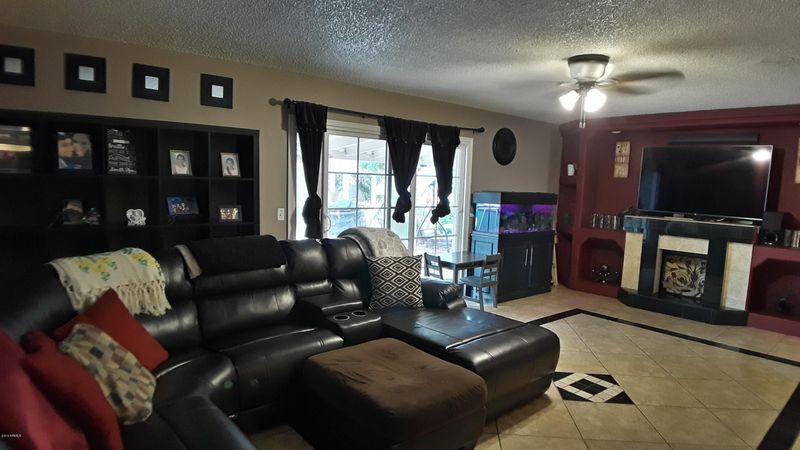 6907 E Flossmoor Ave, Mesa, AZ 85208