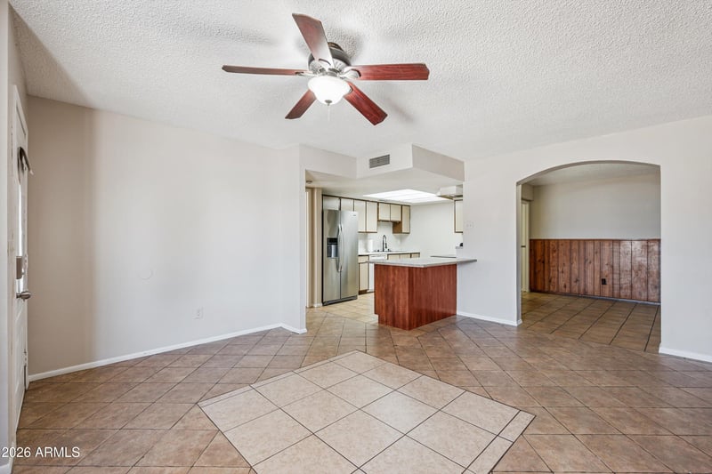 6907 W Montebello Ave, Glendale, AZ 85303