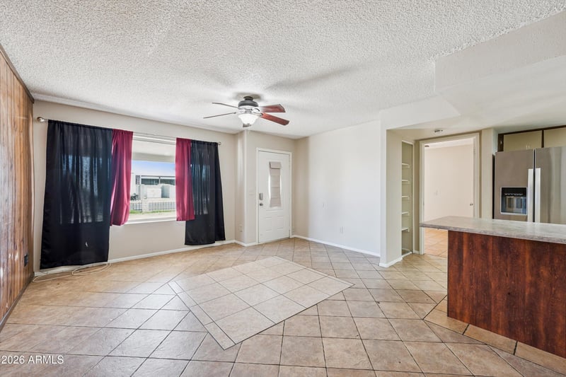 6907 W Montebello Ave, Glendale, AZ 85303