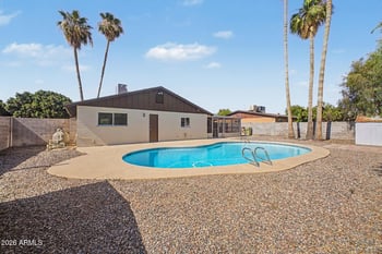 6907 Palo Verde Dr, Glendale, AZ 85303