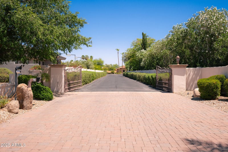 6908 Hummingbird Ln, Paradise Valley, AZ 85253