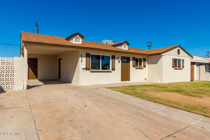 6908 W Highland Ave, Phoenix, AZ 85033