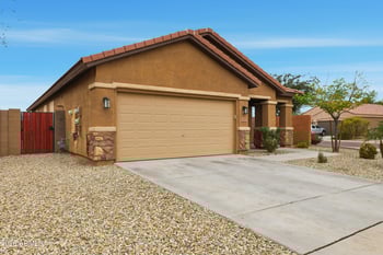 6909 Melody Dr, Laveen, AZ 85339