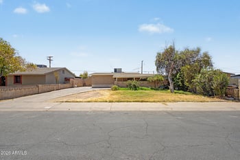 6909 Wolf St, Phoenix, AZ 85033