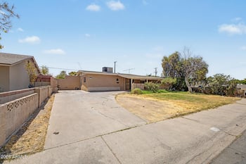 6909 Wolf St, Phoenix, AZ 85033