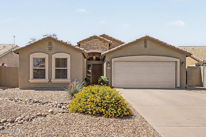 691 E Eagle Ln, Gilbert, AZ 85296