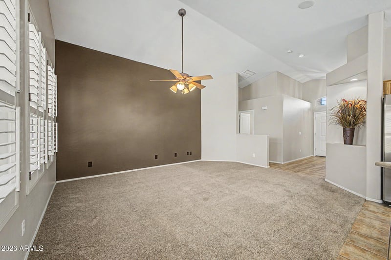 691 E Eagle Ln, Gilbert, AZ 85296