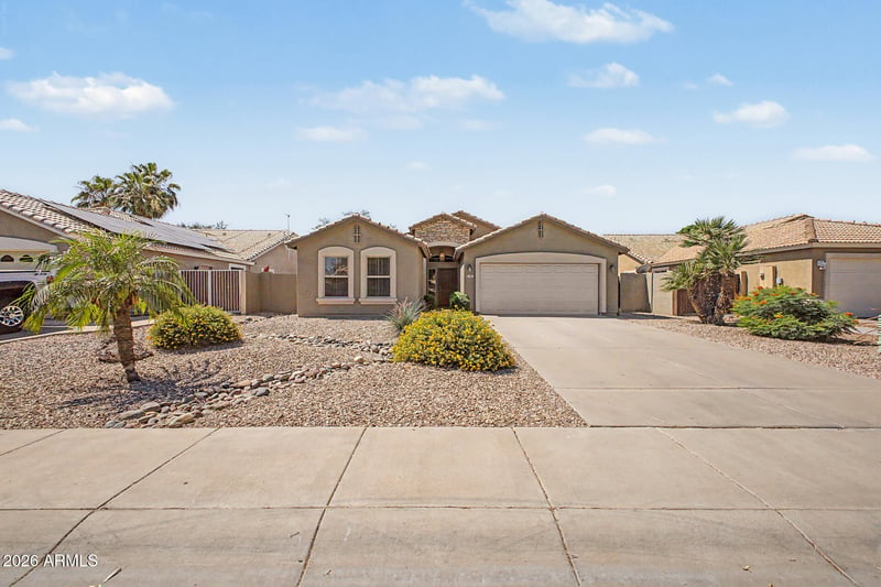 691 E Eagle Ln, Gilbert, AZ 85296