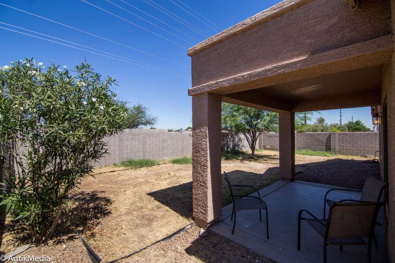 6910 S 14th Dr, Phoenix, AZ 85041