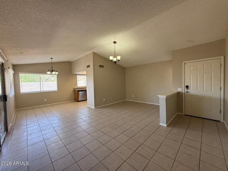 6910 W State Ave, Glendale, AZ 85303