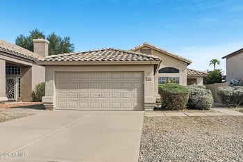 6910 W Via Del Sol Dr, Glendale, AZ 85310