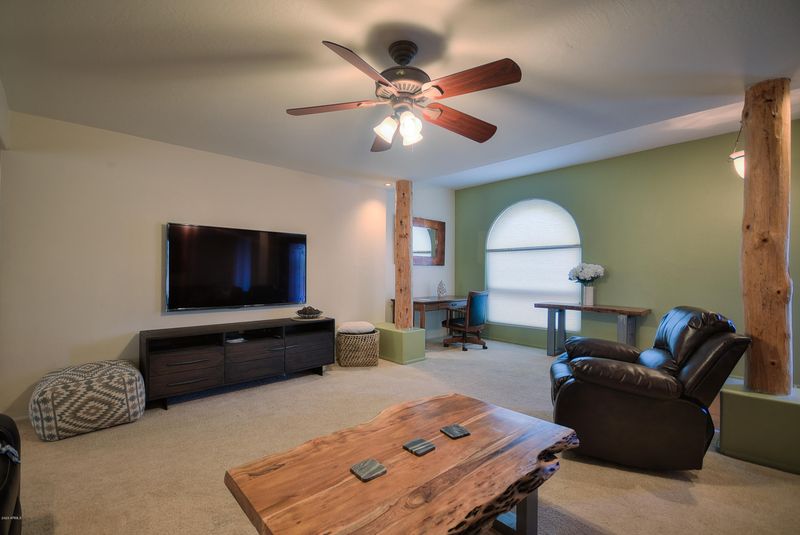 6911 E Redfield Rd, Scottsdale, AZ 85254