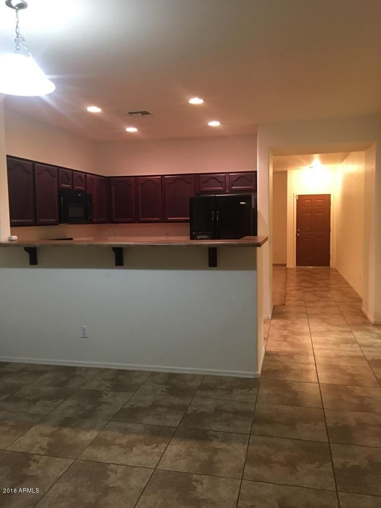 6911 S 76th Glen, Laveen, AZ 85339