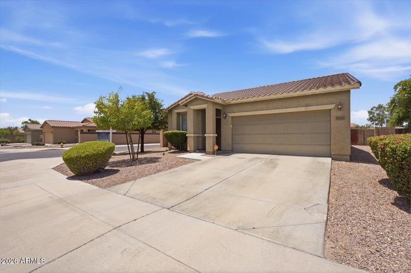 6912 74th Ln, Laveen, AZ 85339