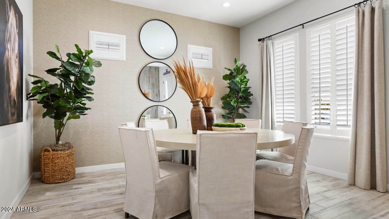 6913 Buckhorn Trl, Peoria, AZ 85383