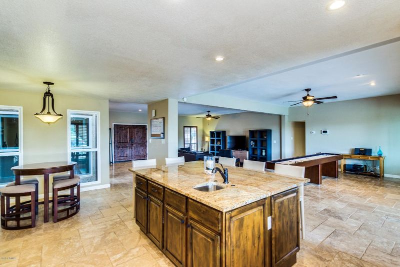 6913 E Joan De Arc Ave, Scottsdale, AZ 85254