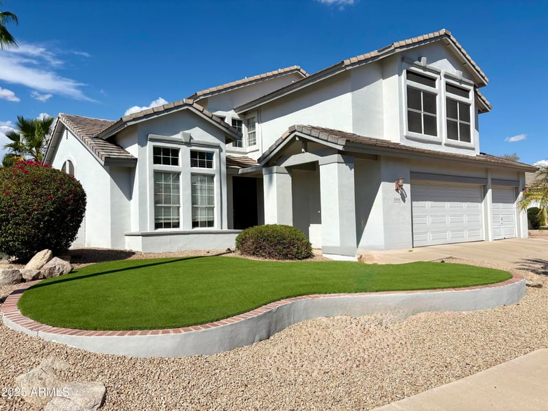 6914 Escuda Dr, Glendale, AZ 85308