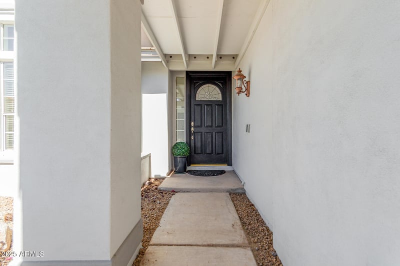 6914 Escuda Dr, Glendale, AZ 85308