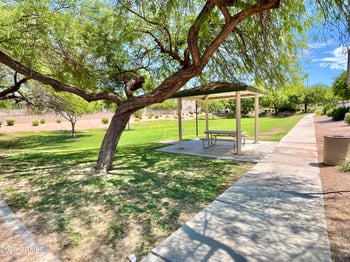 6914 22nd Ln, Phoenix, AZ 85041