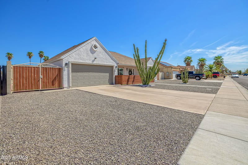 6914 Sunnyside Dr, Peoria, AZ 85345