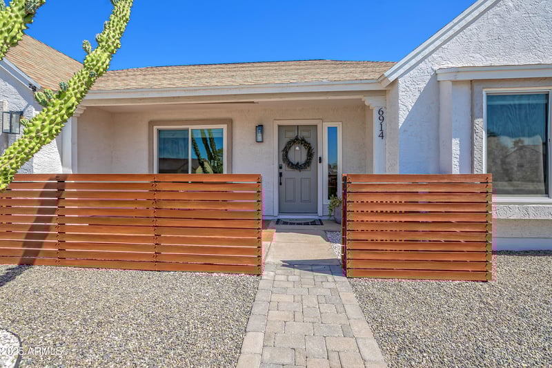 6914 Sunnyside Dr, Peoria, AZ 85345