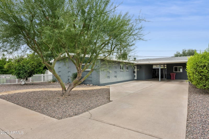6917 Earll Dr, Scottsdale, AZ 85251