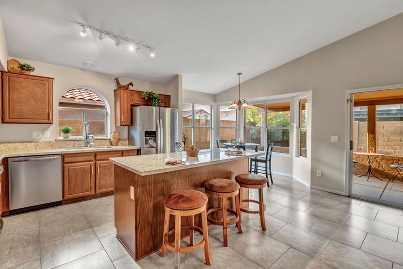 6917 E Medina Ave, Mesa, AZ 85209