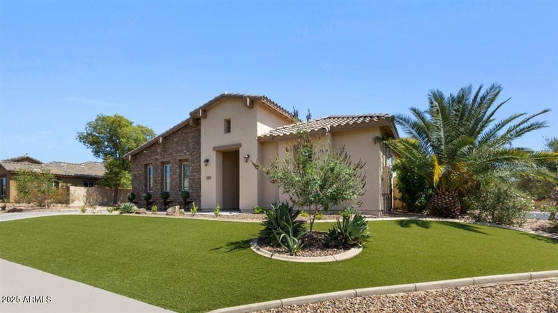 6917 Ingram Cir, Mesa, AZ 85207