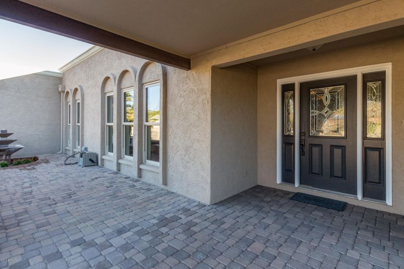 6917 W Wagoner Rd, Glendale, AZ 85308