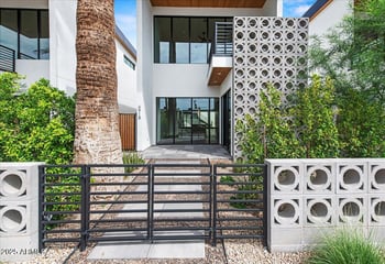 6918 2nd St, Scottsdale, AZ 85251