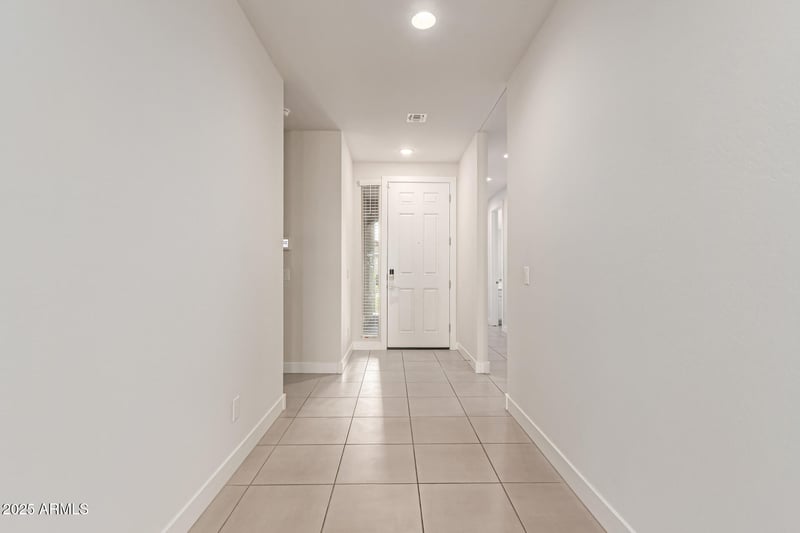 6918 Winston Dr, Laveen, AZ 85339