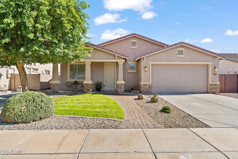 6919 71st Dr, Laveen, AZ 85339