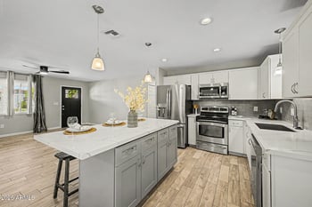6919 E Moreland St, Scottsdale, AZ 85257