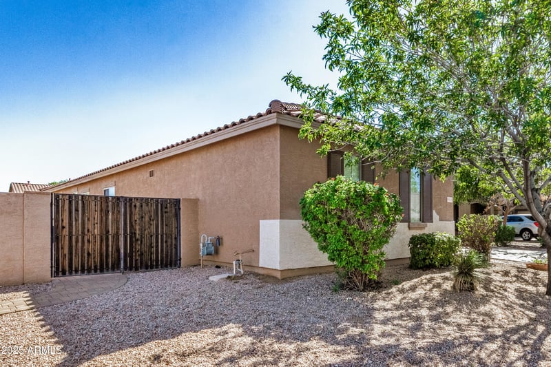 6919 Onyx Dr, Chandler, AZ 85249