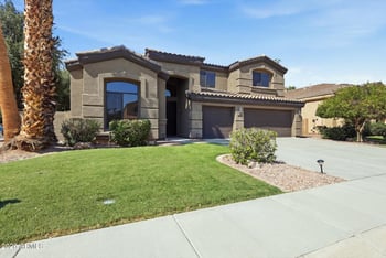 692 W Honeysuckle Dr, Chandler, AZ 85248