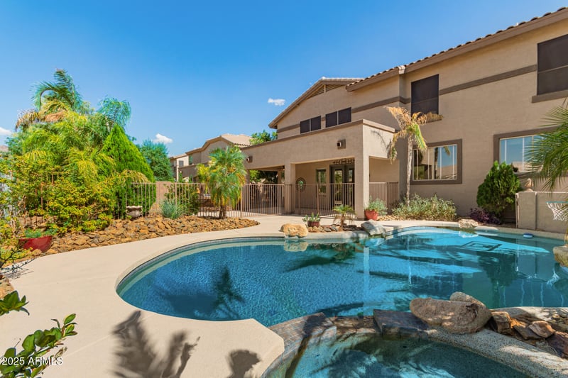 6920 Antelope Dr, Peoria, AZ 85383