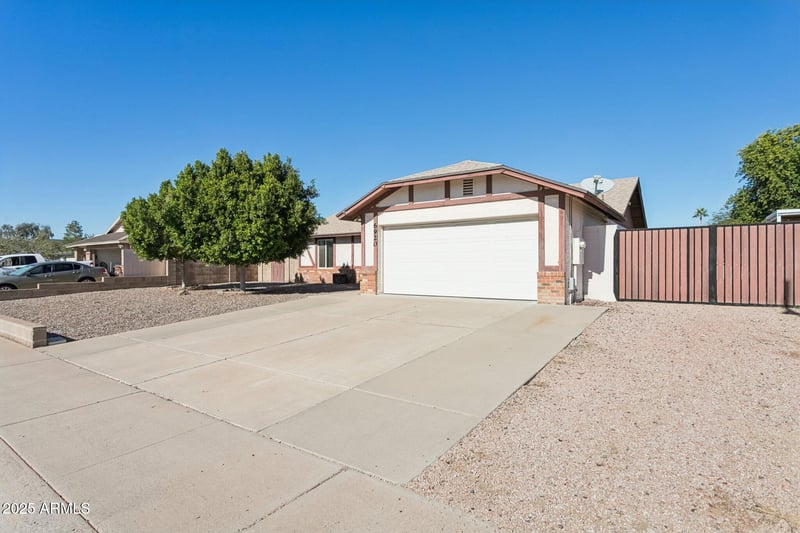 6920 Comet Ave, Peoria, AZ 85345