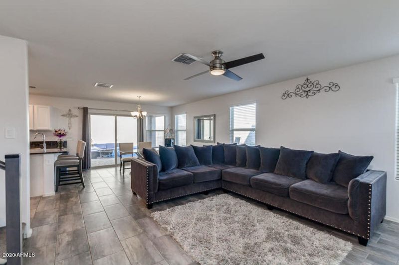 6920 E Peralta Cir, Mesa, AZ 85212