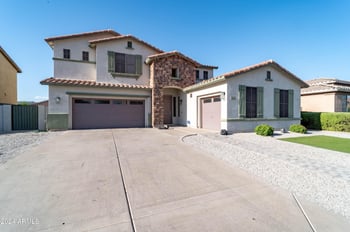 6920 W Getty Dr, Phoenix, AZ 85043